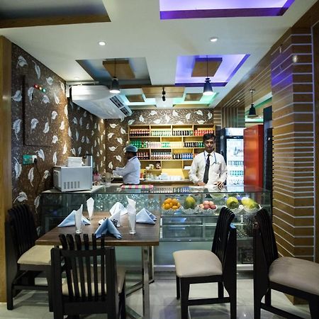 Hotel Mishuk Cox's Bazar Exterior photo